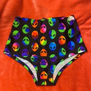Rave wonderland bottoms